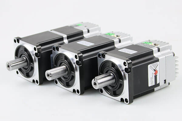 Wir stellen den integrierten DC-Servomotor mit 200 W, 0,64 nm und 24 V von LeanMotor vor: Ein Wunder der Technik und Eigenartigkeit